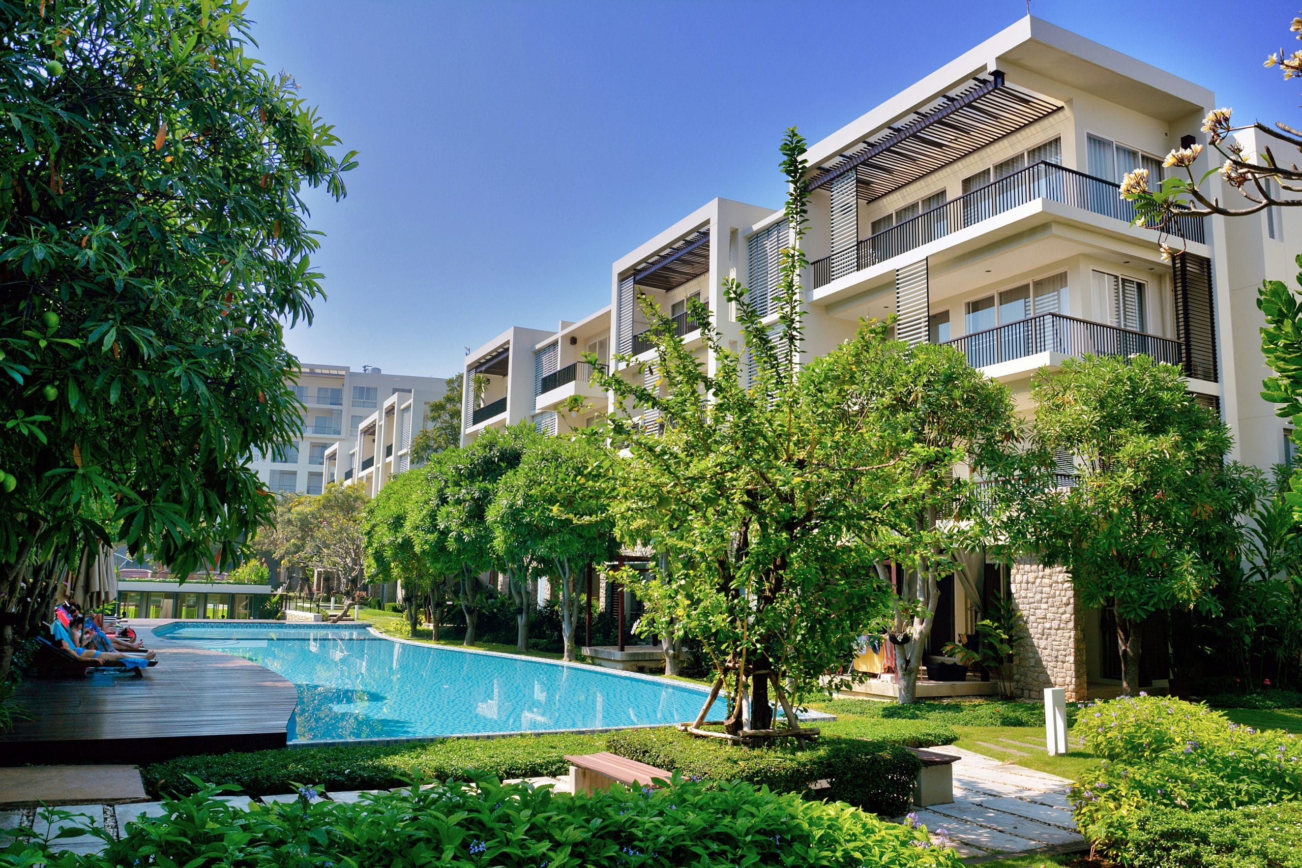 questions to ask before buying a condo in Toronto